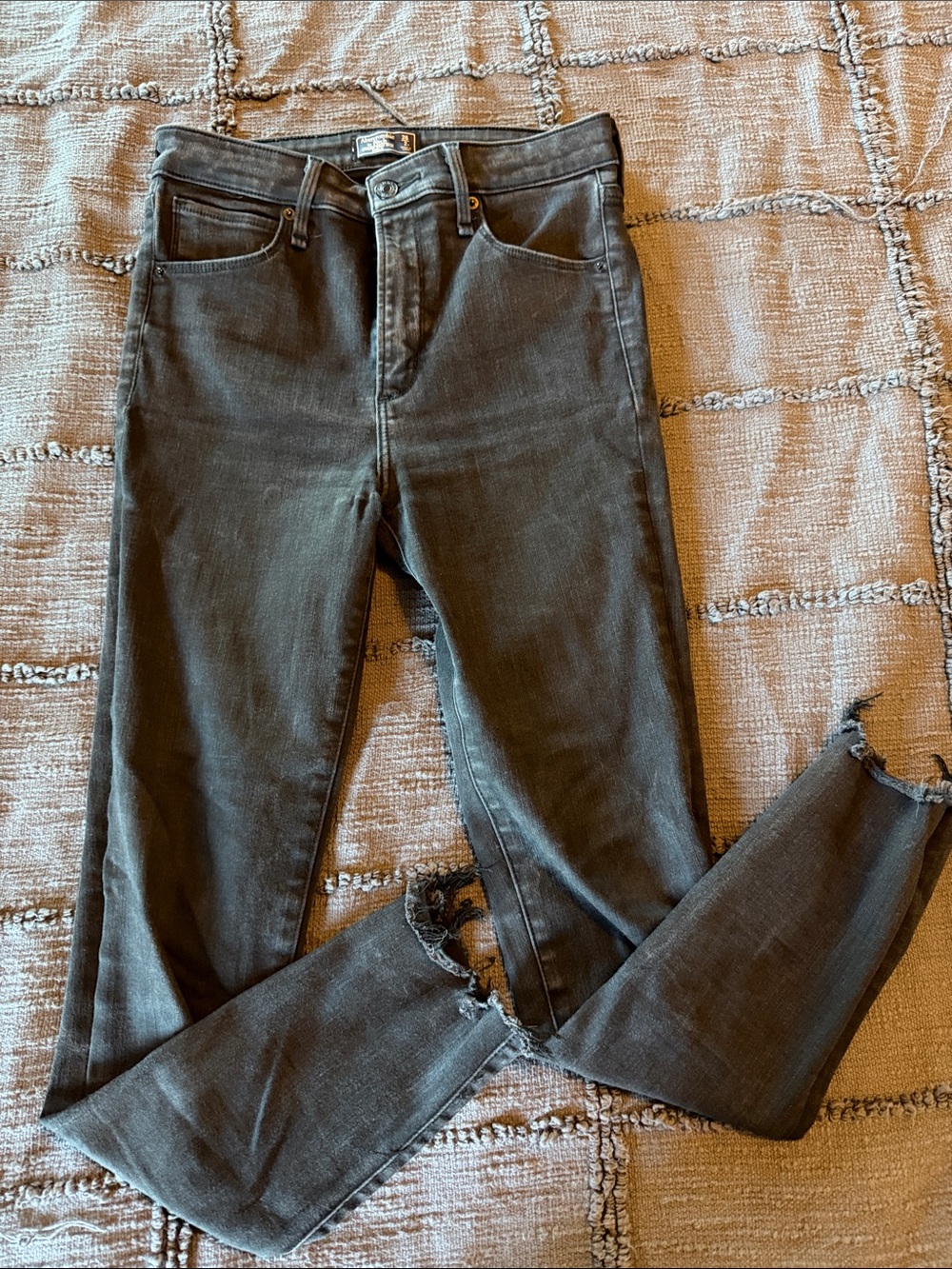 Abercrombie & Fitch Skinny Jeans in Charcoal Gray